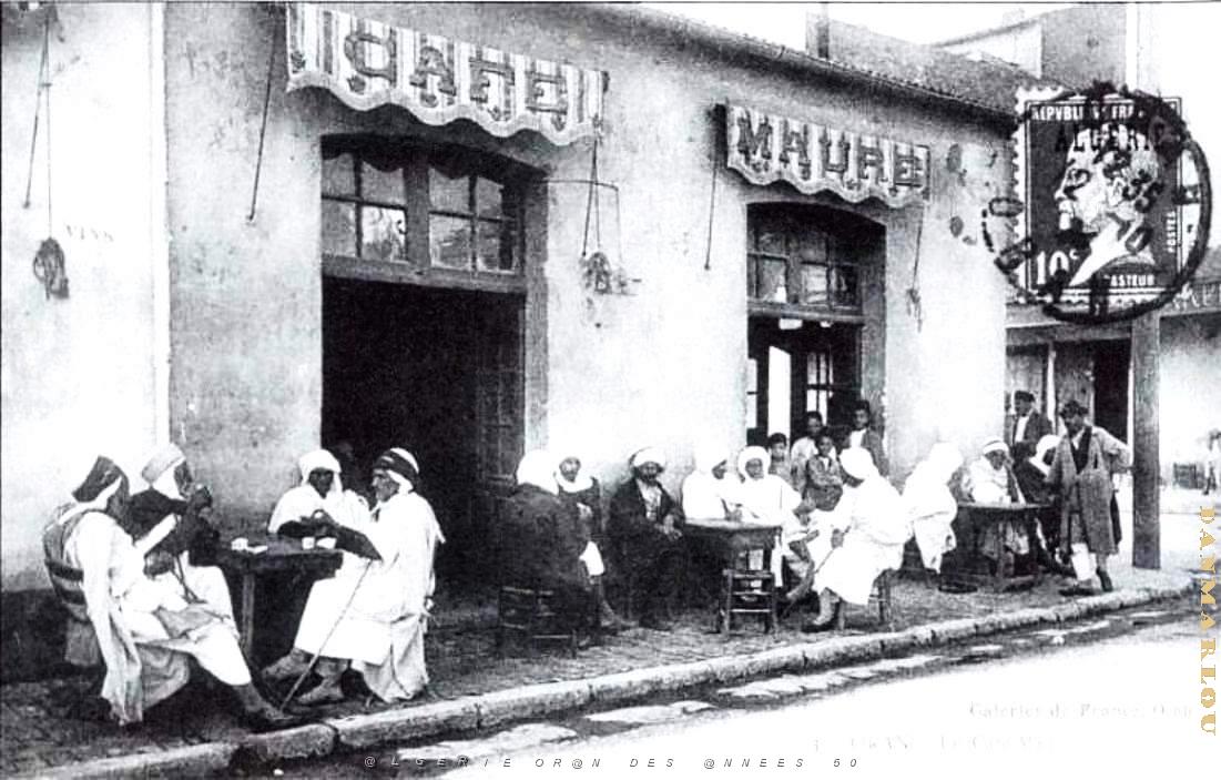 CA a- 053- Village negre.jpg